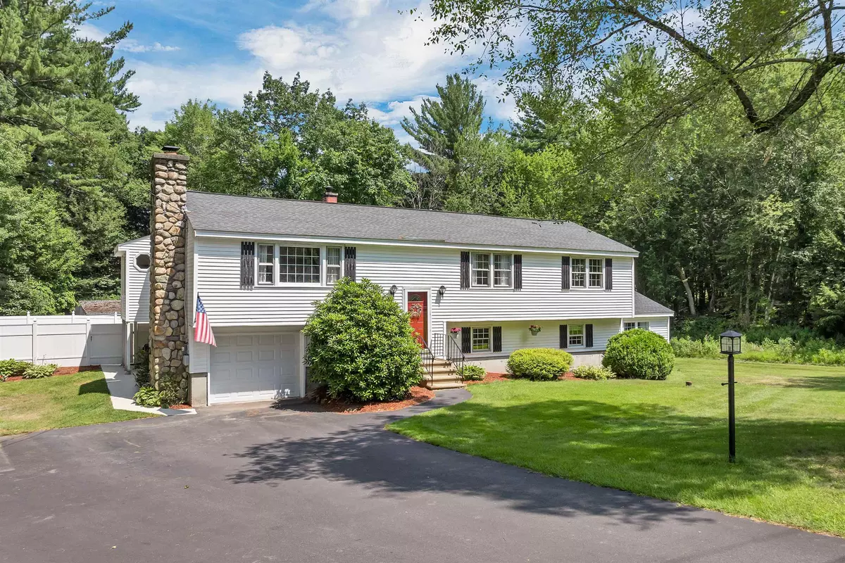 Londonderry, NH 03053,6 Mont Vernon DR