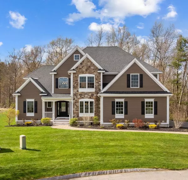 3 Paradise PL, Salem, NH 03079