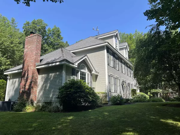 Newton, NH 03858,4 Felicia DR