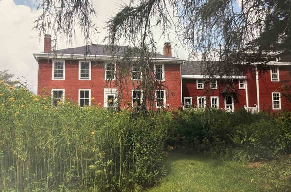 33 Sterling Valley RD, Morristown, VT 05661
