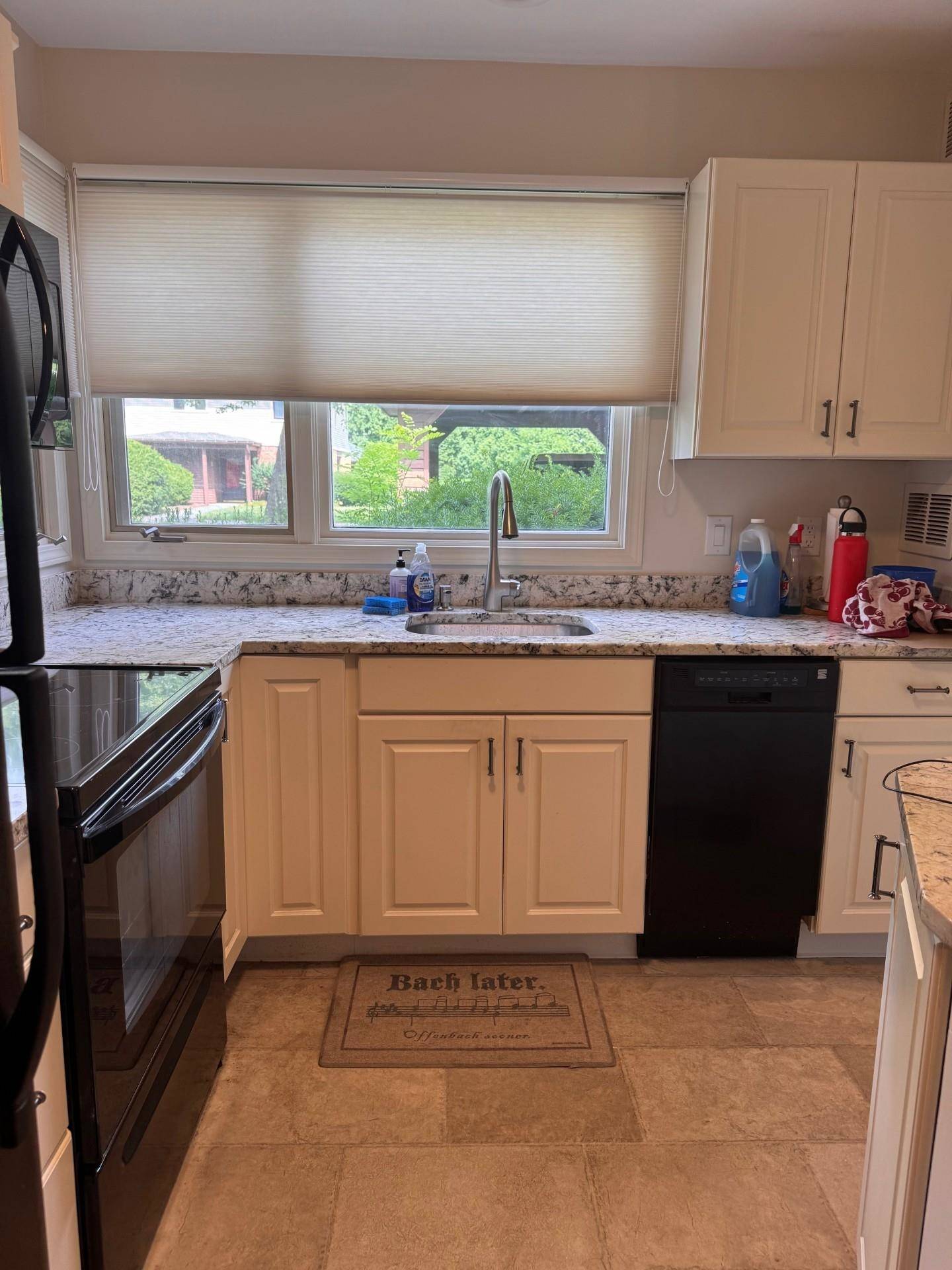 Essex, VT 05452,17 Wrisley CT