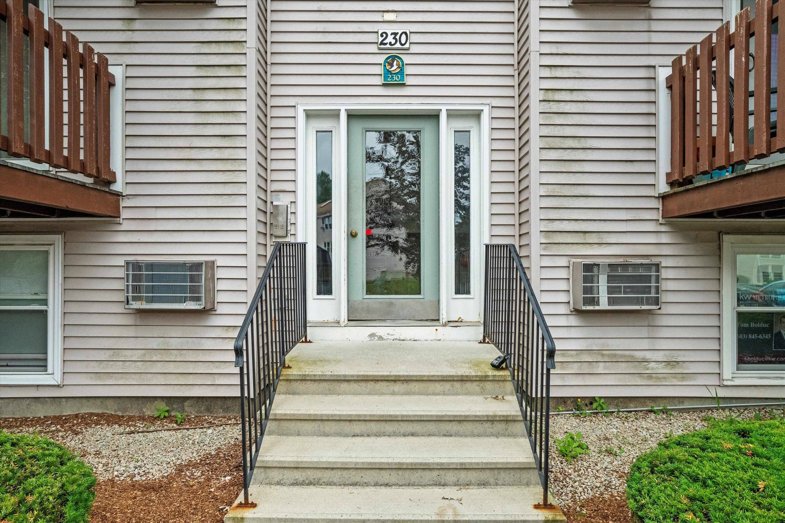 Manchester, NH 03103,230 Circle RD #2