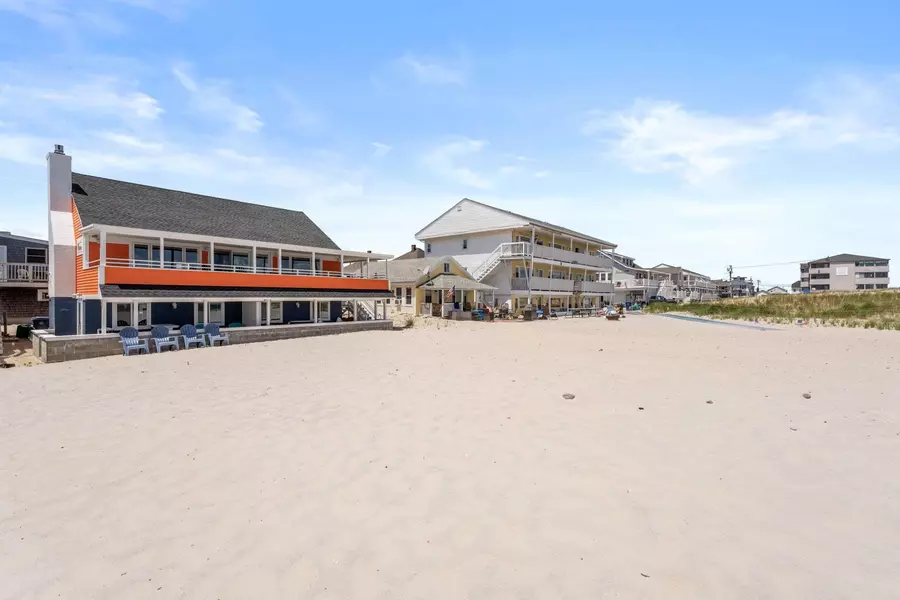 27 Concord AVE #27, 27N, 27S, Hampton, NH 03842
