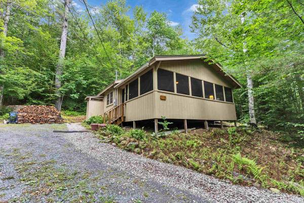 Stoddard, NH 03464,115 Beaver lake DR
