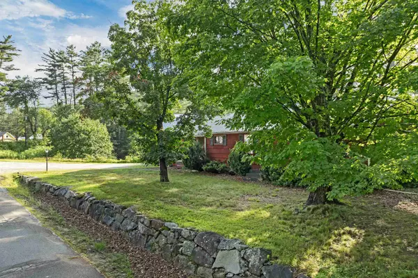 Hill, NH 03243,21 Shop RD
