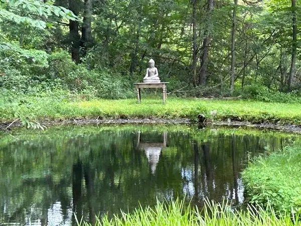 Newfane, VT 05345,85 Browns RD