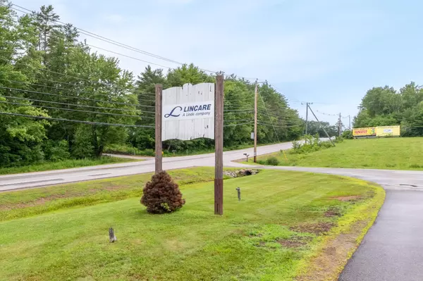 Belmont, NH 03220,687 Laconia RD