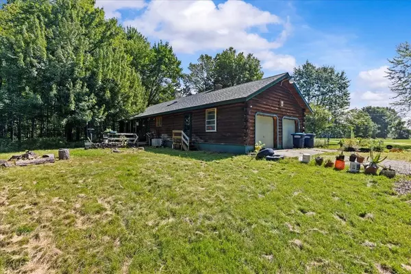 Swanton, VT 05488,14 Hog Island RD