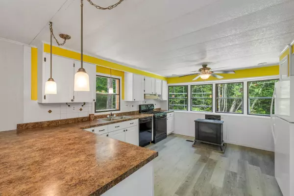 Alton, NH 03809,90 Jesus Valley RD