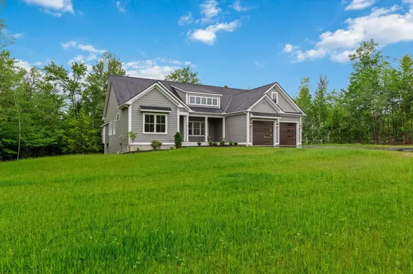 38 Moose Brook LN, Hancock, NH 03449