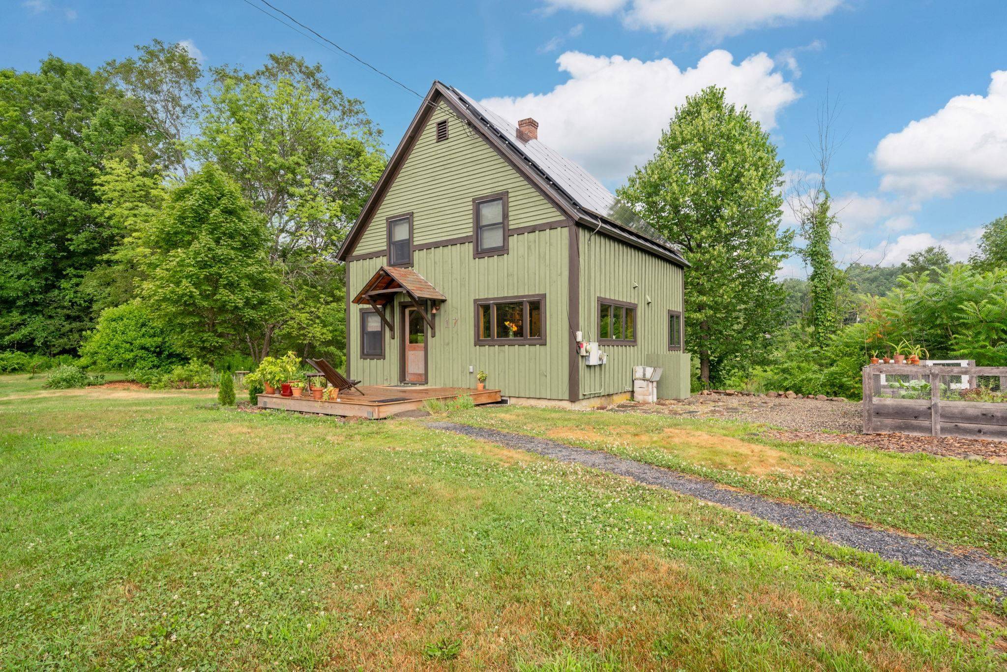 17 Grange Hall RD, Acworth, NH 03607