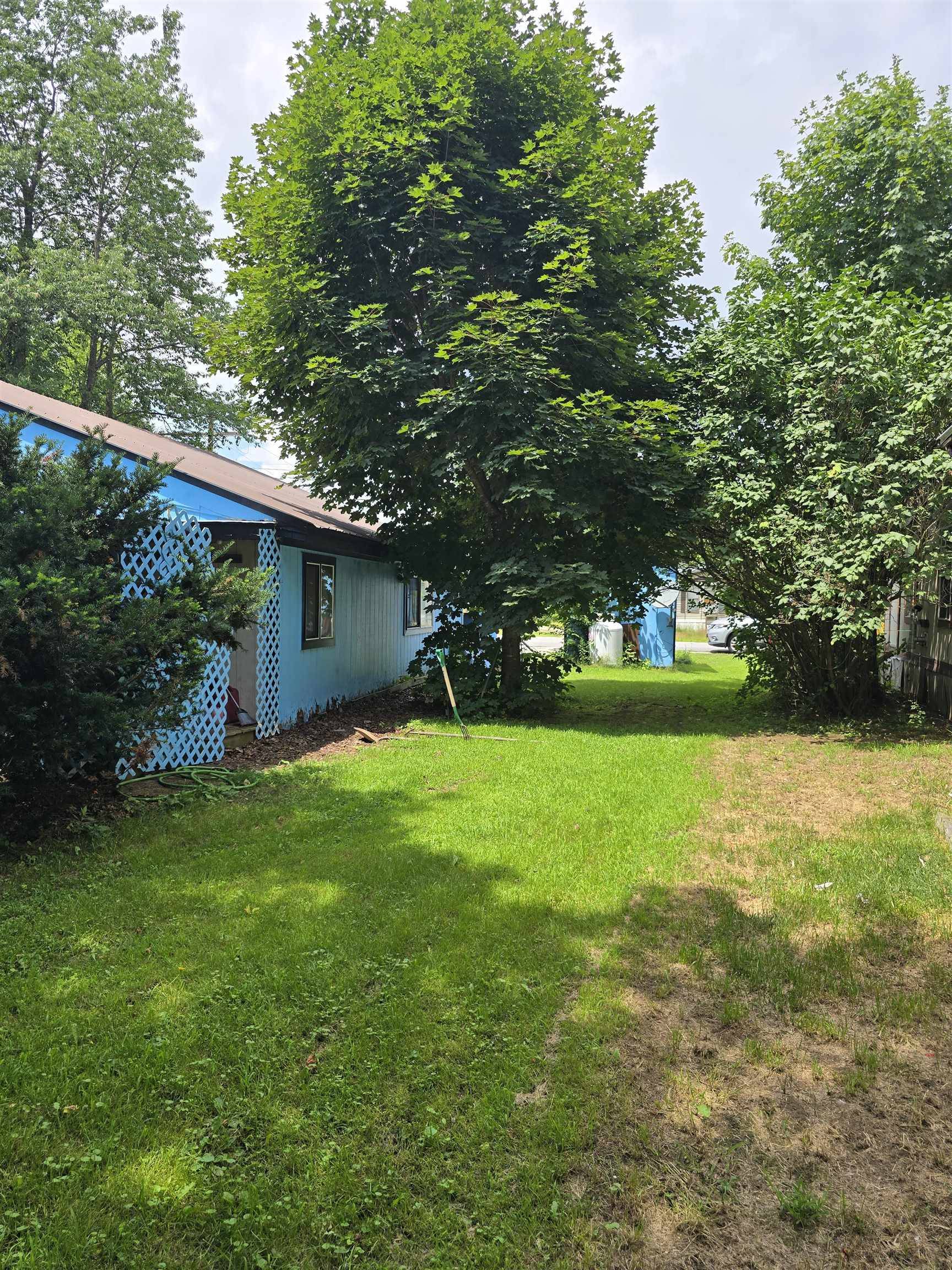 Newport, NH 03773,17 Putnam RD