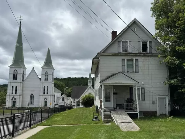 Littleton, NH 03561,194 MAIN ST