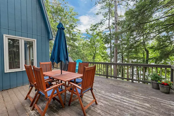 New Durham, NH 03855,18 Brightwaters DR