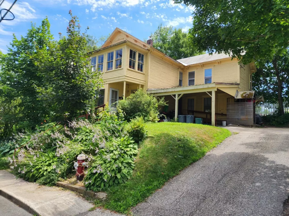 Brattleboro, VT 05301,50 Grove ST