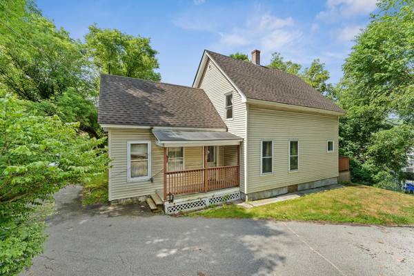 74 Pleasant ST, Barre City, VT 05641