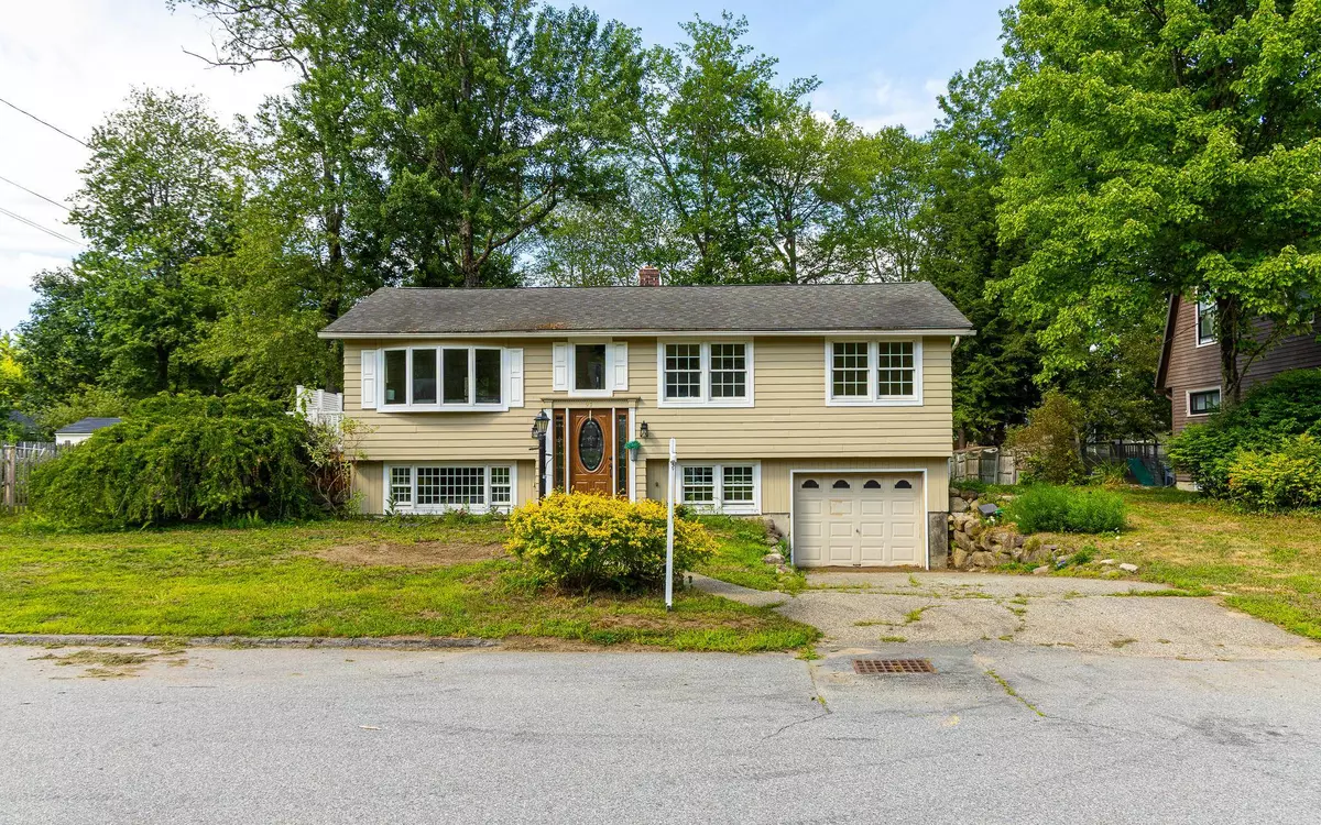Keene, NH 03431,97 Colonial DR