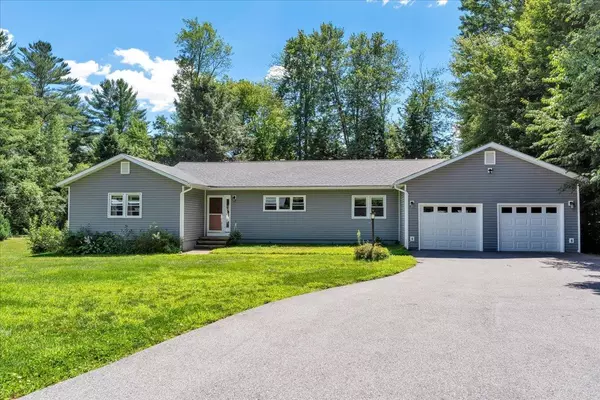 33 Winterlane CIR, Essex, VT 05452