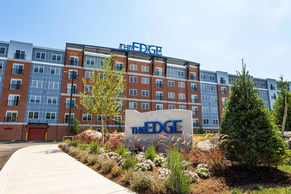 Manchester, NH 03103,303 Dunbar ST #408