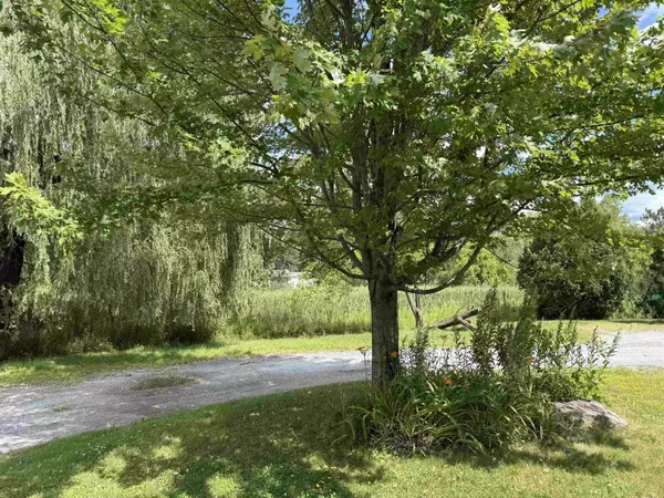 Middlebury, VT 05753,103 Court ST