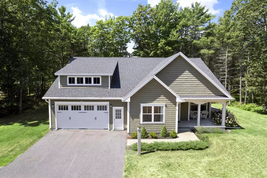 7 King Phillip DR, Old Orchard Beach, ME 04064