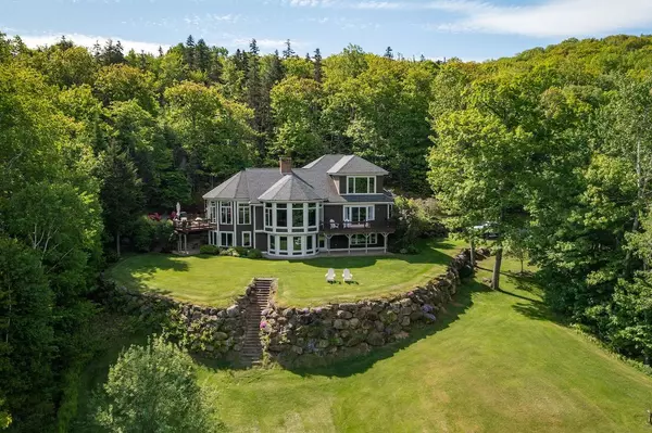 105 N Hampshire Ridge RD, Jackson, NH 03846