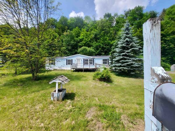 409 Seaver RD, Williamstown, VT 05679