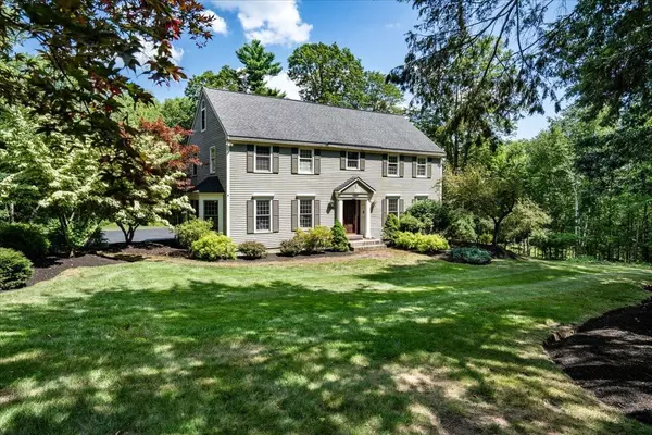 10 Kittredge RD, Mont Vernon, NH 03057