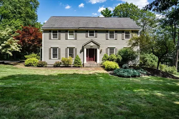 Mont Vernon, NH 03057,10 Kittredge RD