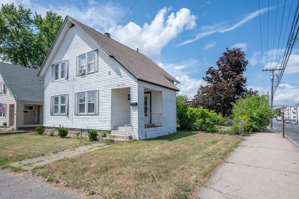 390 Shasta ST, Manchester, NH 03103