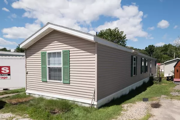 Newmarket, NH 03857,30 Colby RD