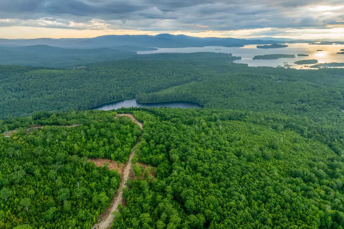 Wolfeboro, NH 03894,0 Long Stack LN #40