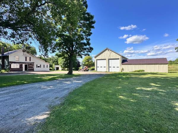 120 Mechanic ST, St. Albans Town, VT 05481