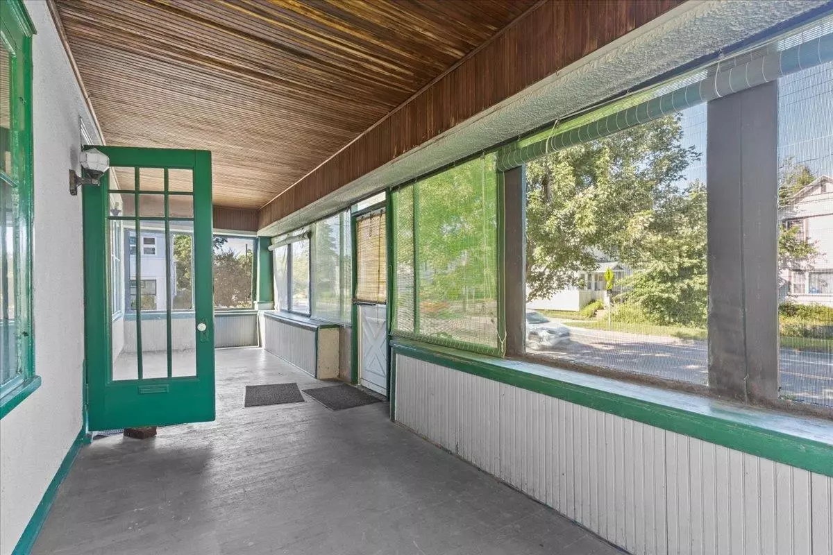 Burlington, VT 05401,227 North AVE