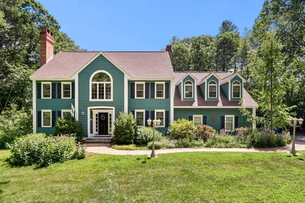 10 Bear Hill RD, Windham, NH 03087