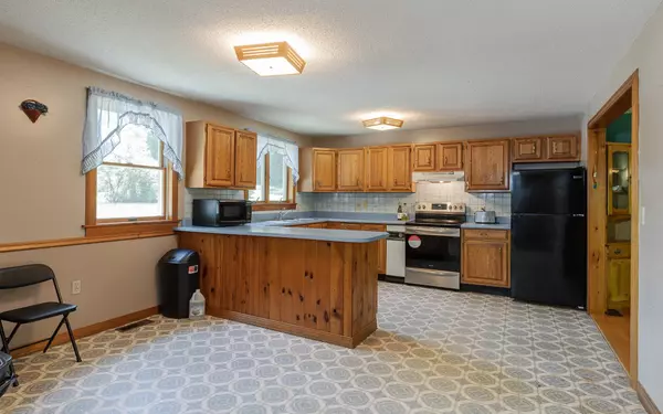 Walpole, NH 03608,337 Old Keene RD