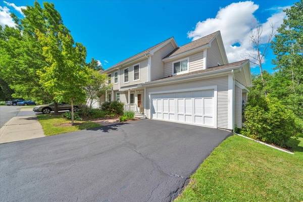 28 Mansfield LN, Berlin, VT 05602