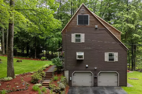 Weare, NH 03281,51 Winter RD