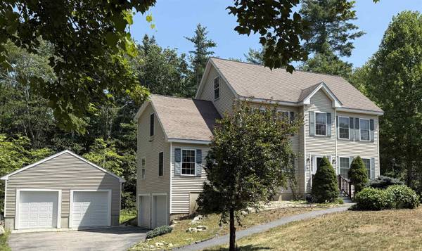 6 Ida LN, Raymond, NH 03077
