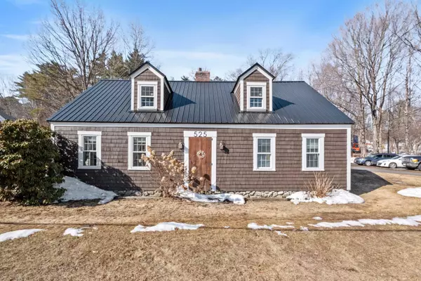 525 Whittier HWY, Moultonborough, NH 03254