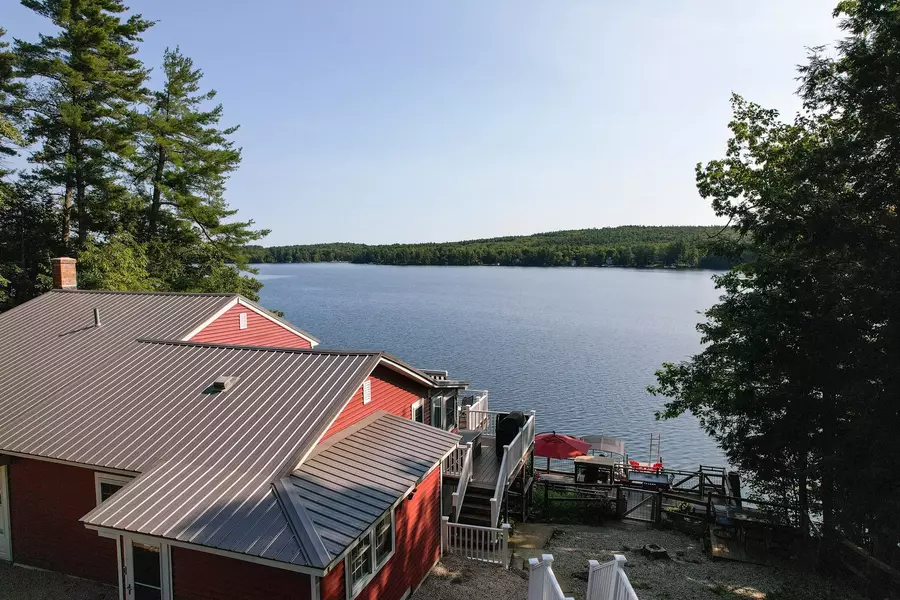 245 North RD, Deerfield, NH 03037-1145
