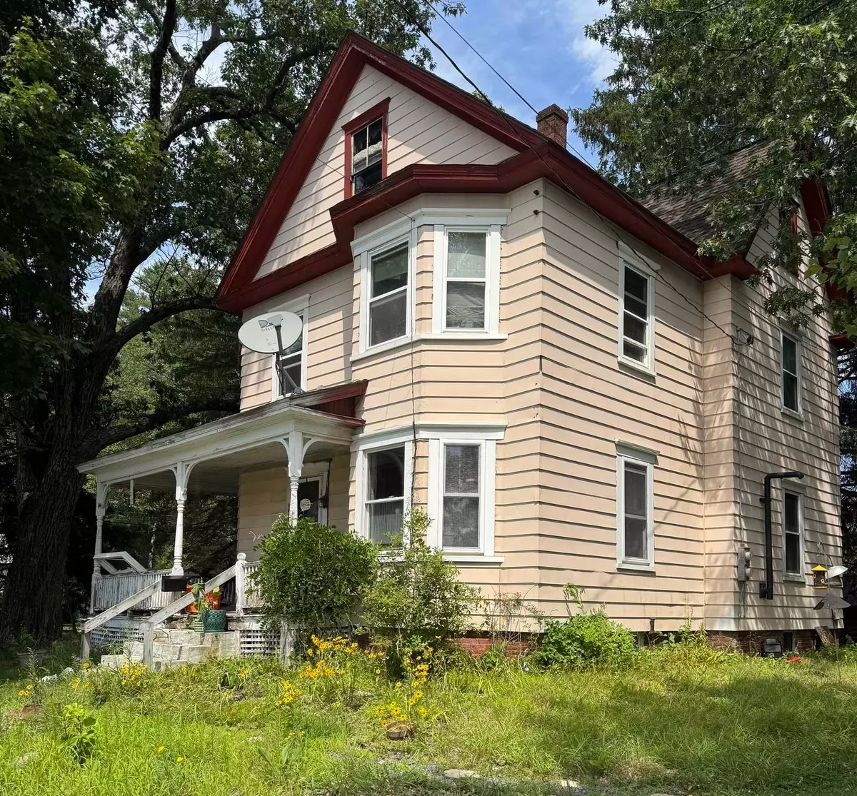 Northfield, NH 03276,126 Park ST
