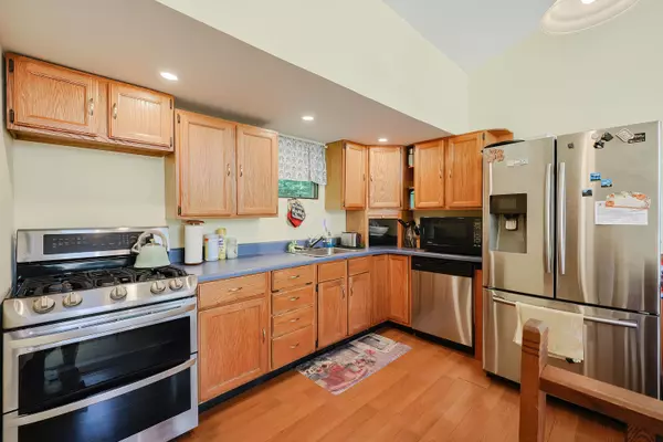 Haverhill, NH 03774,580 Country Land DR