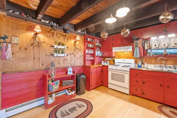 Ellsworth, NH 03223,229 Ellsworth Pond RD