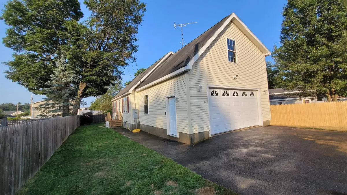 Rochester, NH 03867,22 State ST