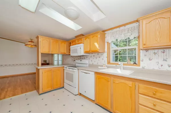 Rochester, NH 03867,19 Shiloh DR