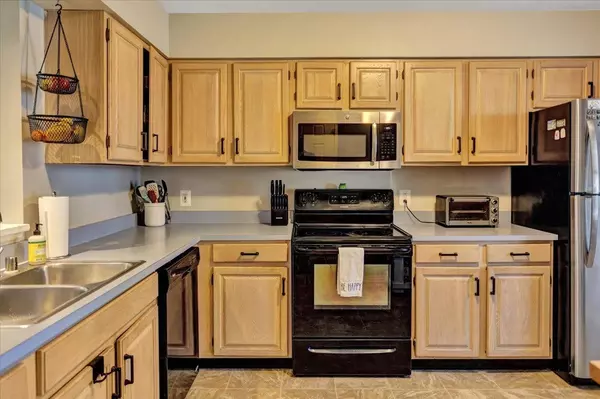 Essex, VT 05452,5 River View DR #5