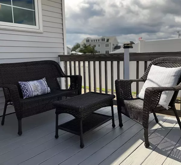 Seabrook, NH 03874,20 Lowell ST