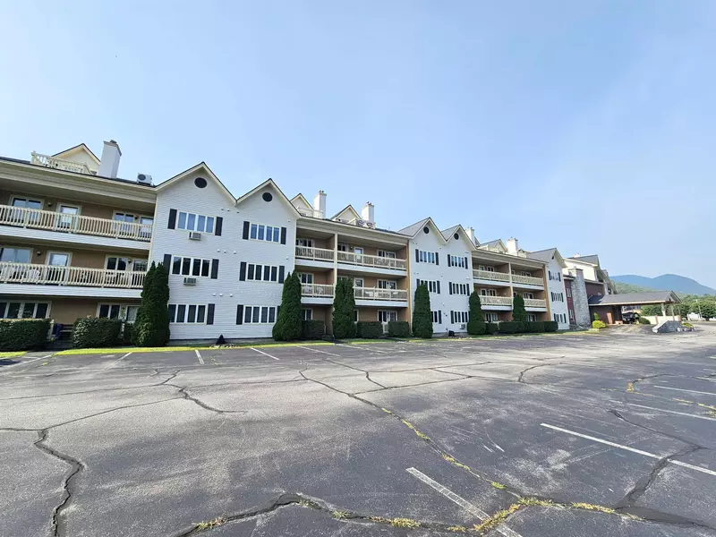 227 Main ST #106, Lincoln, NH 03251