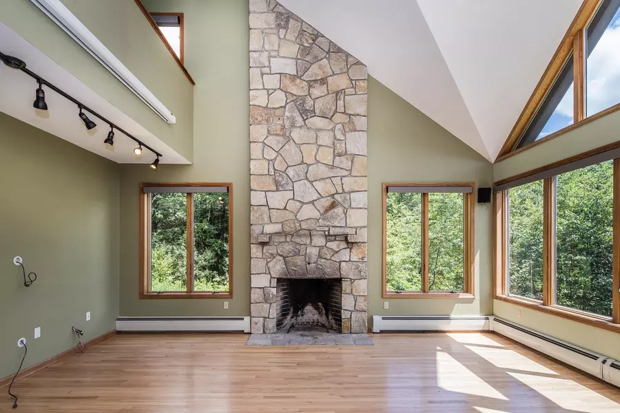 429 Black Bear PATH, Mendon, VT 05701